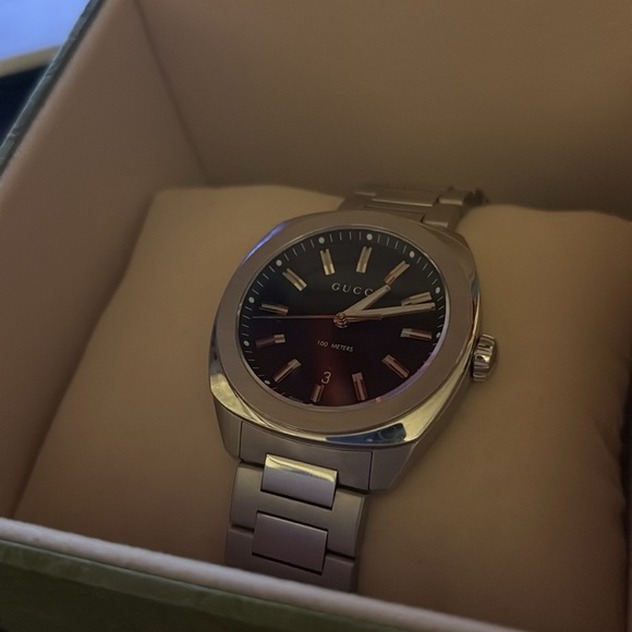 Gucci - Picture 3 of 5